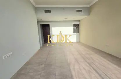 Apartment - 2 Bedrooms - 3 Bathrooms for rent in Venetian - Canal Residence - Dubai Sports City - Dubai