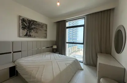 Apartment - 1 Bedroom - 1 Bathroom for sale in Marina Vista - EMAAR Beachfront - Dubai Harbour - Dubai