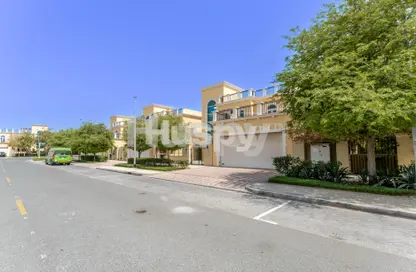 Villa - 4 Bedrooms - 5 Bathrooms for rent in Legacy - Jumeirah Park - Dubai