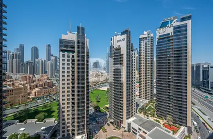 Apartment - 1 Bedroom - 2 Bathrooms for sale in Elite Downtown Residence - Downtown Dubai - Dubai