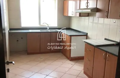 شقة - 3 غرف نوم - 3 حمامات للايجار في شارع التعاون الجديد - التعاون - الشارقة