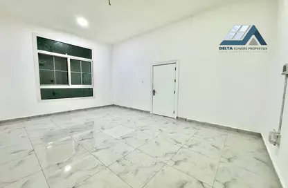 شقة - 3 غرف نوم - 2 حمامات للايجار في مدينة الرياض - أبوظبي