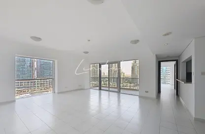Apartment - 3 Bedrooms - 5 Bathrooms for rent in Al Areifi Marina Tower - Dubai Marina - Dubai