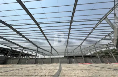 Warehouse - Studio for rent in Phase 1 - Dubai Investment Park (DIP) - Dubai