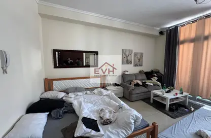 Apartment - 1 Bathroom for sale in DEC Tower 1 - DEC Towers - Dubai Marina - Dubai