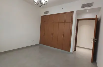 Apartment - 4 Bedrooms - 4 Bathrooms for rent in Al Warqa'a 1 - Al Warqa'a - Dubai