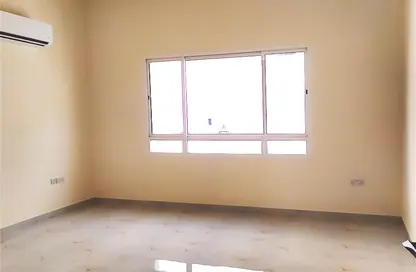 Villa - 4 Bedrooms - 6 Bathrooms for rent in Madinat Al Riyad - Abu Dhabi