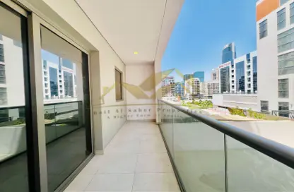 Apartment - 1 Bedroom - 2 Bathrooms for rent in Jumeirah Garden City - Al Satwa - Dubai