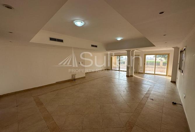 13886200 - Property Image 2