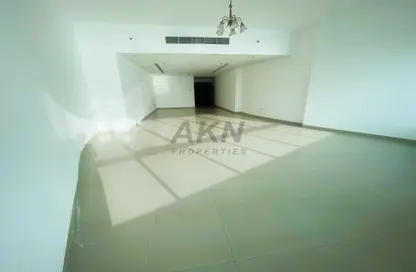 Apartment - 3 Bedrooms - 4 Bathrooms for rent in Corniche Tower - Ajman Corniche Road - Ajman