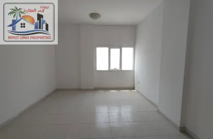 Apartment - 2 Bedrooms - 2 Bathrooms for rent in Al Mawarid Tower - Al Majaz 3 - Al Majaz - Sharjah