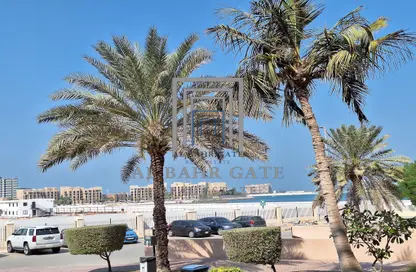 شقة - غرفة نوم - 2 حمامات للبيع في فيروز - باب البحر - جزيرة المرجان - رأس الخيمة