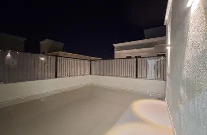 Apartment - 3 Bedrooms - 4 Bathrooms for rent in Madinat Al Riyad - Abu Dhabi