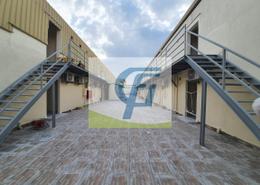 صورةتراس لـ: سكن عمال - 8 حمامات للكراء في م-37 - مصفح الصناعية - مصفح - أبوظبي, صورة 1