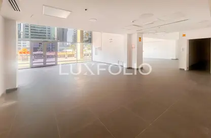 Retail - Studio for rent in Capital Golden Tower - Business Bay - Dubai
