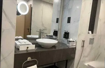 Apartment - Studio - 1 Bathroom for sale in Tower C - DAMAC Towers by Paramount - Business Bay - Dubai