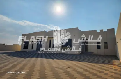 فيلا - 4 غرف نوم - 6 حمامات للايجار في الرفاع - رأس الخيمة