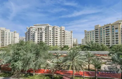 Apartment - 3 Bedrooms - 4 Bathrooms for sale in Golden Mile 8 - Golden Mile - Palm Jumeirah - Dubai