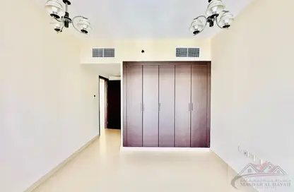 شقة - 2 غرف نوم - 2 حمامات للايجار في بناية مويليح 29 - مويلح - الشارقة شقة - 2 غرف نوم - 2 حمامات للايجار في بناية مويليح 29 - مويلح - الشارقة