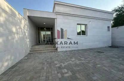 فيلا - 3 غرف نوم - 3 حمامات للايجار في الرفاع - رأس الخيمة