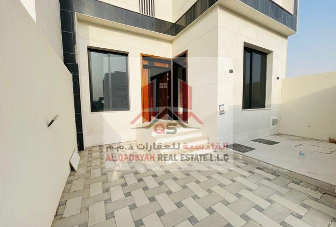 14743148 - Property Image 3