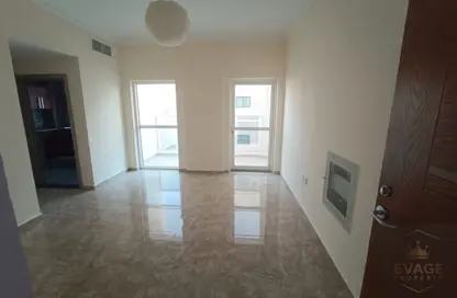 Apartment - 2 Bedrooms - 2 Bathrooms for rent in Ajman Creek Towers - Al Rashidiya 1 - Al Rashidiya - Ajman