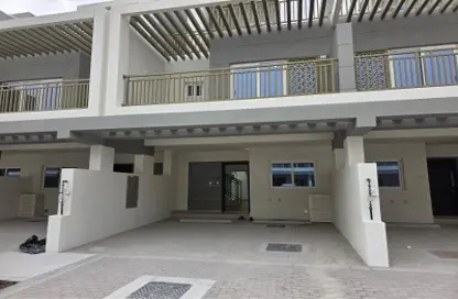 تاون هاوس - 3 غرف نوم - 3 حمامات للايجار في كاميليا - داماك هيلز 2 - دبي