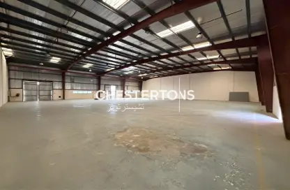 Warehouse - Studio for rent in Dubai Investment Park (DIP) - Dubai