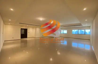 Empty Room image for: Apartment - 3 Bedrooms - 5 Bathrooms for rent in Silver Wave Tower - Al Mina - Abu Dhabi, Image 1