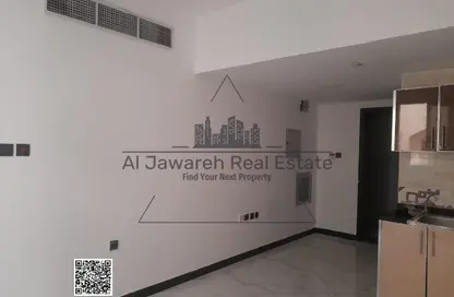 Apartment - Studio - 1 Bathroom for rent in Al Jurf 2 - Al Jurf - Ajman Downtown - Ajman
