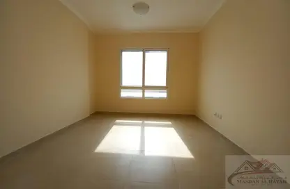 Apartment - 1 Bedroom - 4 Bathrooms for rent in Muwaileh 29 Building - Muwaileh - Sharjah