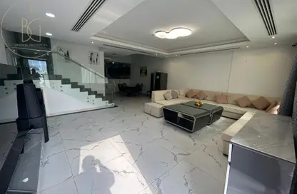 Villa - 4 Bedrooms - 4 Bathrooms for rent in Jumeirah Village Circle - Dubai