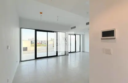 Villa - 3 Bedrooms - 4 Bathrooms for rent in Shams Townhouses - Town Square - Dubai