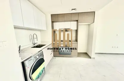 Apartment - 1 Bedroom - 2 Bathrooms for rent in The Boulevard 2 - Aljada - Sharjah