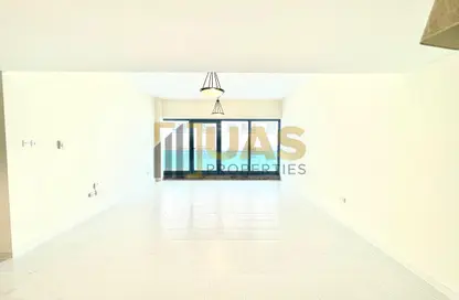 Apartment - 2 Bedrooms - 2 Bathrooms for rent in Zabeel Tower - Sheikh Zayed Road - Dubai
