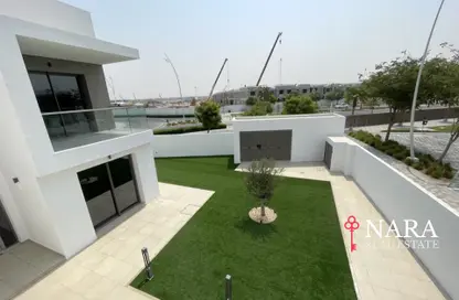 Villa - 4 Bedrooms - 5 Bathrooms for sale in Redwoods - Yas Acres - Yas Island - Abu Dhabi