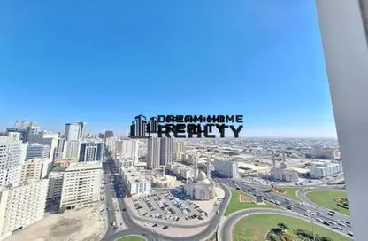 شقة - 2 غرف نوم - 3 حمامات للايجار في برج منازل 5 - شارع التعاون - التعاون - الشارقة