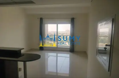 Empty Room image for: Apartment - 1 Bathroom for rent in Eagle Heights - Dubai Sports City - Dubai, Image 1