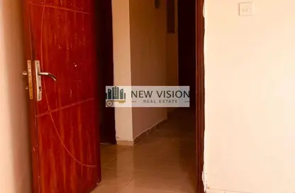 Apartment - 2 Bedrooms - 1 Bathroom for rent in Al Qulaya'ah - Al Sharq - Sharjah