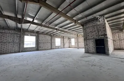 Shop - Studio - 2 Bathrooms for rent in Jebel Ali Industrial 1 - Jebel Ali Industrial - Jebel Ali - Dubai