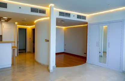 شقة - 2 غرف نوم - 3 حمامات للايجار في سكاي جاردنز - مركز دبي المالي العالمي - دبي