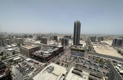 شقة - 2 غرف نوم - 2 حمامات للايجار في برج المنال - شارع الشيخ زايد - دبي