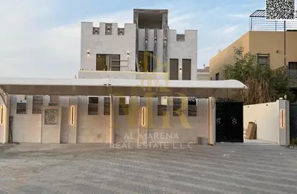 فيلا - 5 غرف نوم - 7 حمامات للبيع في 1 المويهات - المويهات - عجمان