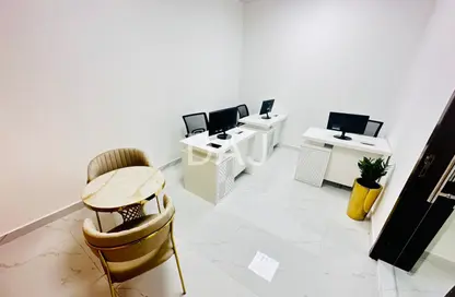 Office Space - Studio - 1 Bathroom for rent in Reem Residency - Al Karama - Dubai