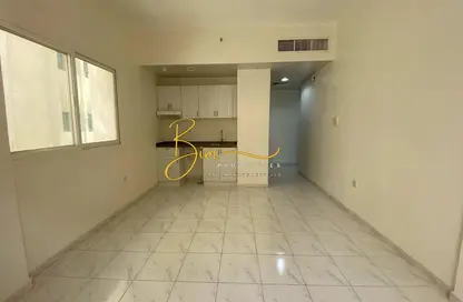 Laundry Room image for: Apartment - 1 Bathroom for rent in Hamdan Street - Abu Dhabi, Image 1