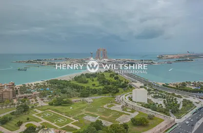 Apartment - 2 Bedrooms - 3 Bathrooms for rent in Etihad Tower 5 - Etihad Towers - Corniche Road - Abu Dhabi