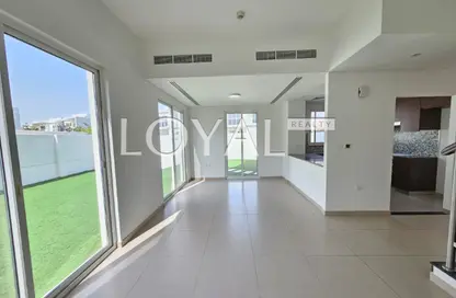 Villa - 4 Bedrooms - 5 Bathrooms for rent in Arabella Townhouses 3 - Arabella Townhouses - Mudon - Dubai