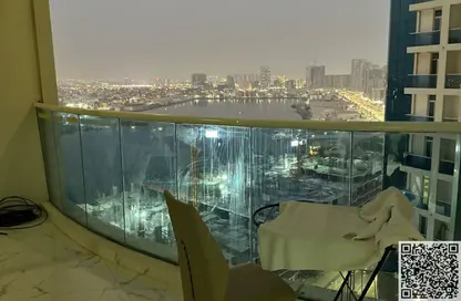 شقة - 2 غرف نوم - 2 حمامات للايجار في طريق كورنيش عجمان - عجمان