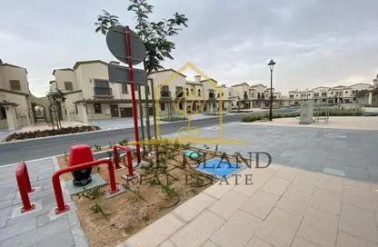 Townhouse - 2 Bedrooms - 3 Bathrooms for sale in Bloom Living - Zayed City (Khalifa City C) - Khalifa City - Abu Dhabi