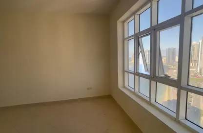 Apartment - 3 Bedrooms - 4 Bathrooms for sale in Al Khan Corniche - Al Khan - Sharjah